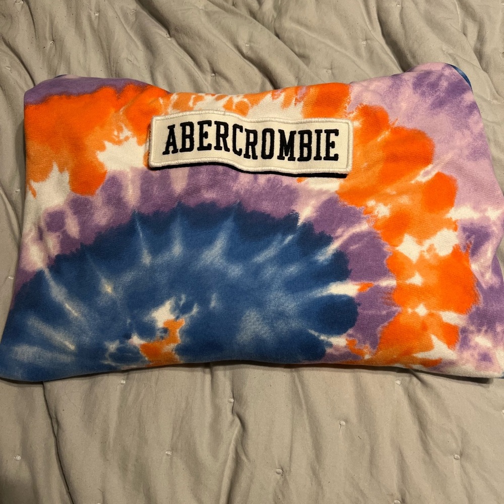 Abercrombie kids 15/16 boys orange, purple, and blue tie-dye hoodie
